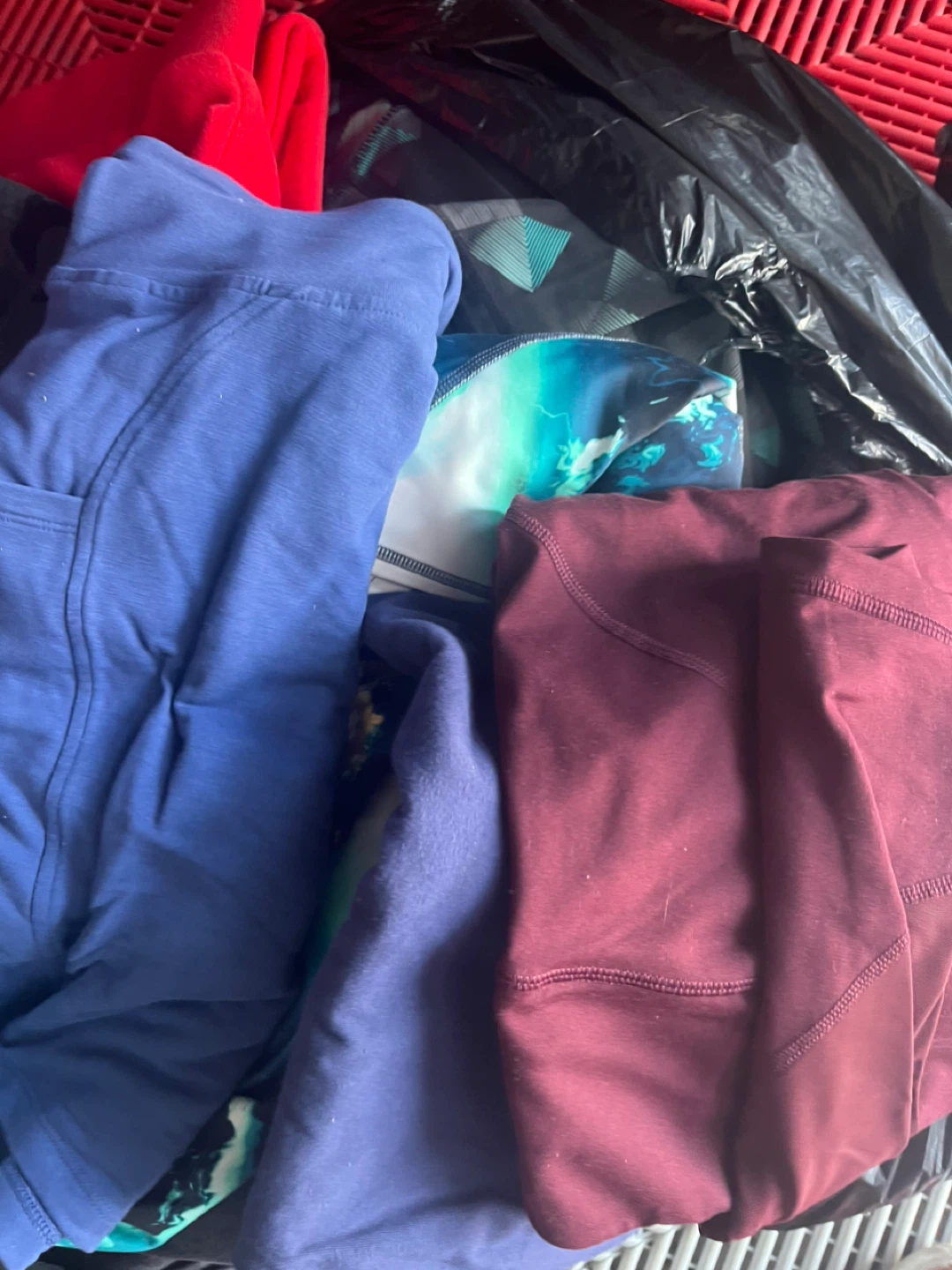 Assorted Women's Athletic Wear Bundle - photo 2