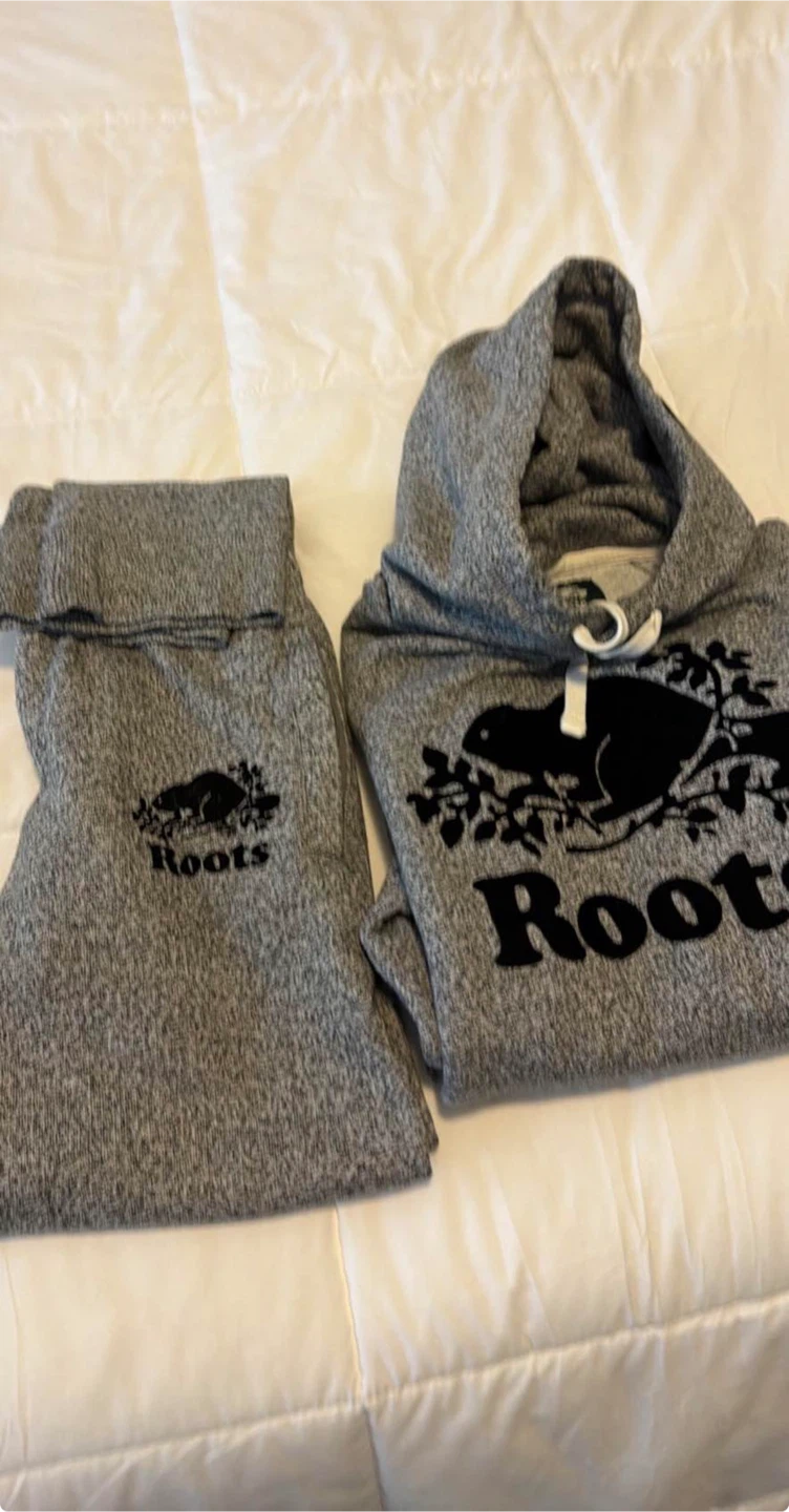 Roots Grey Hoodie and Sweatpants Set