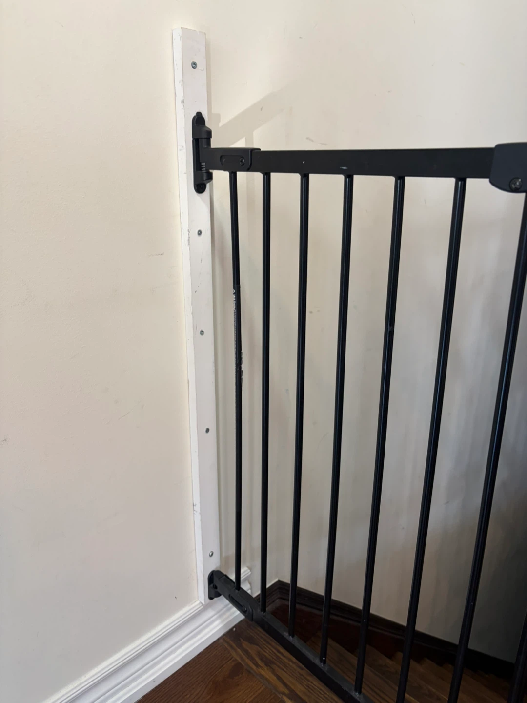 Baby Gate with banister converter - photo 3