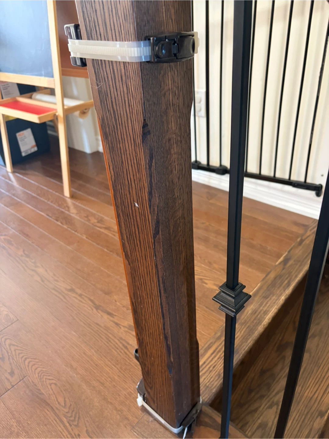 Baby Gate with banister converter - photo 4