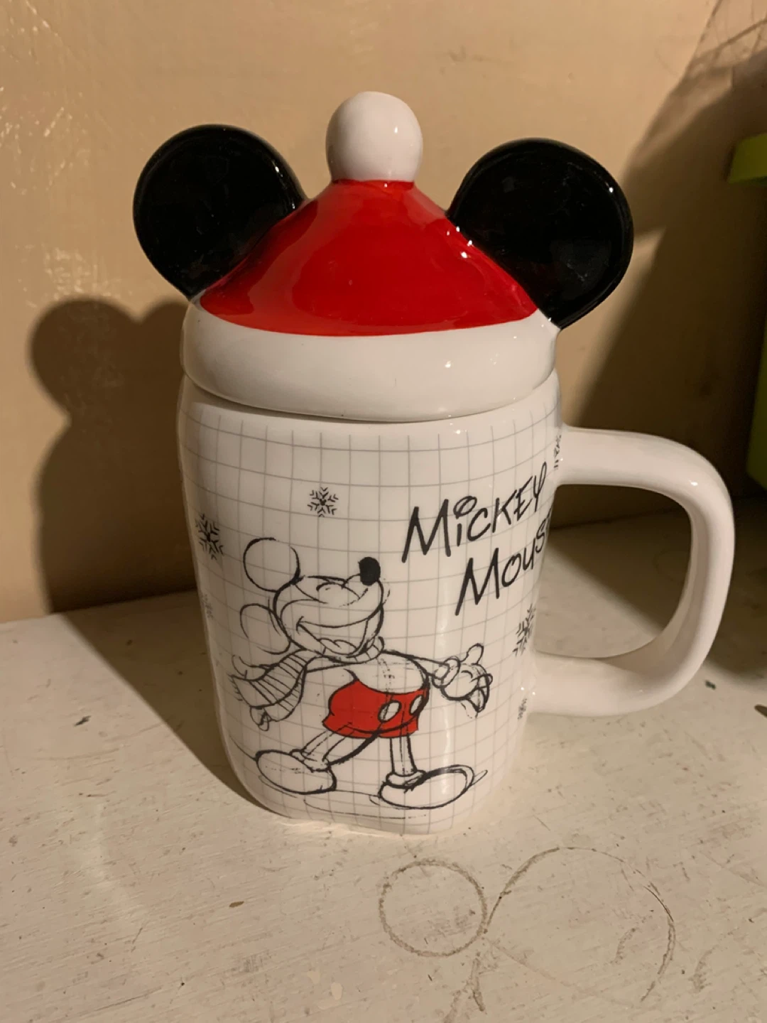 🧡 Disney Mickey Mouse Christmas Mug with Lid