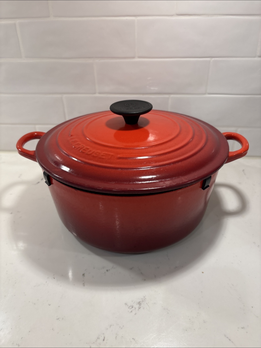 Le Creuset Red Dutch Oven 24 4.5 qt.