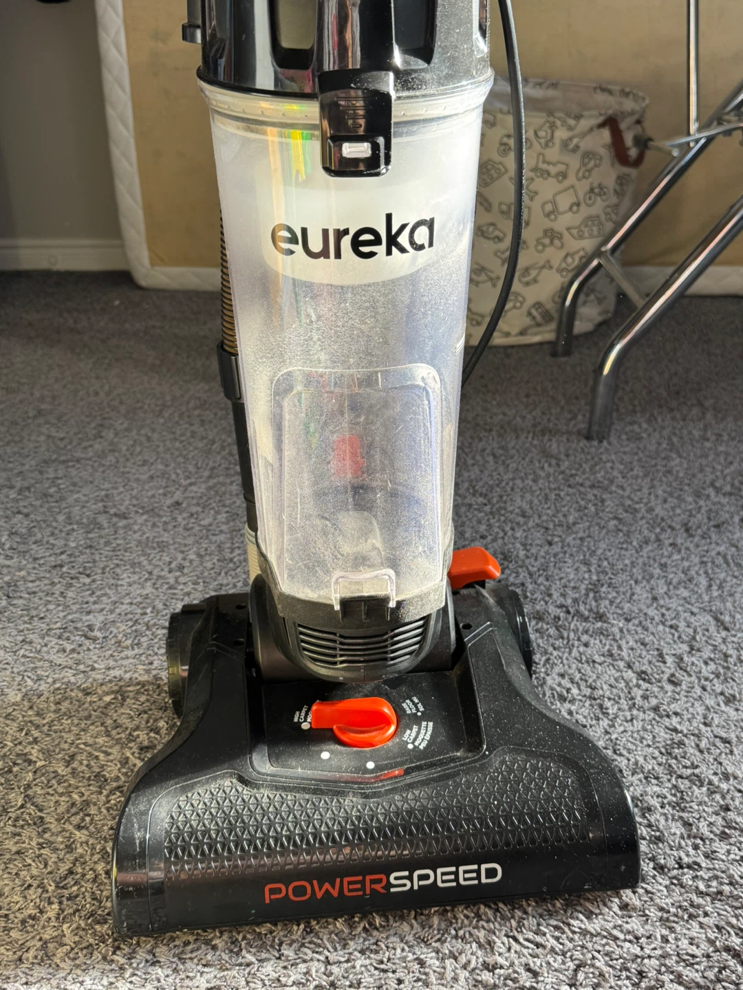 Eureka Vaccum Cleaner - photo 5