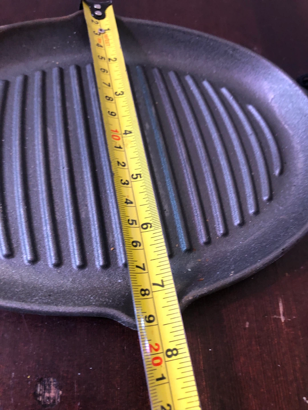 Cast Iron Griddle with Handle Cloth. Like New. - photo 3
