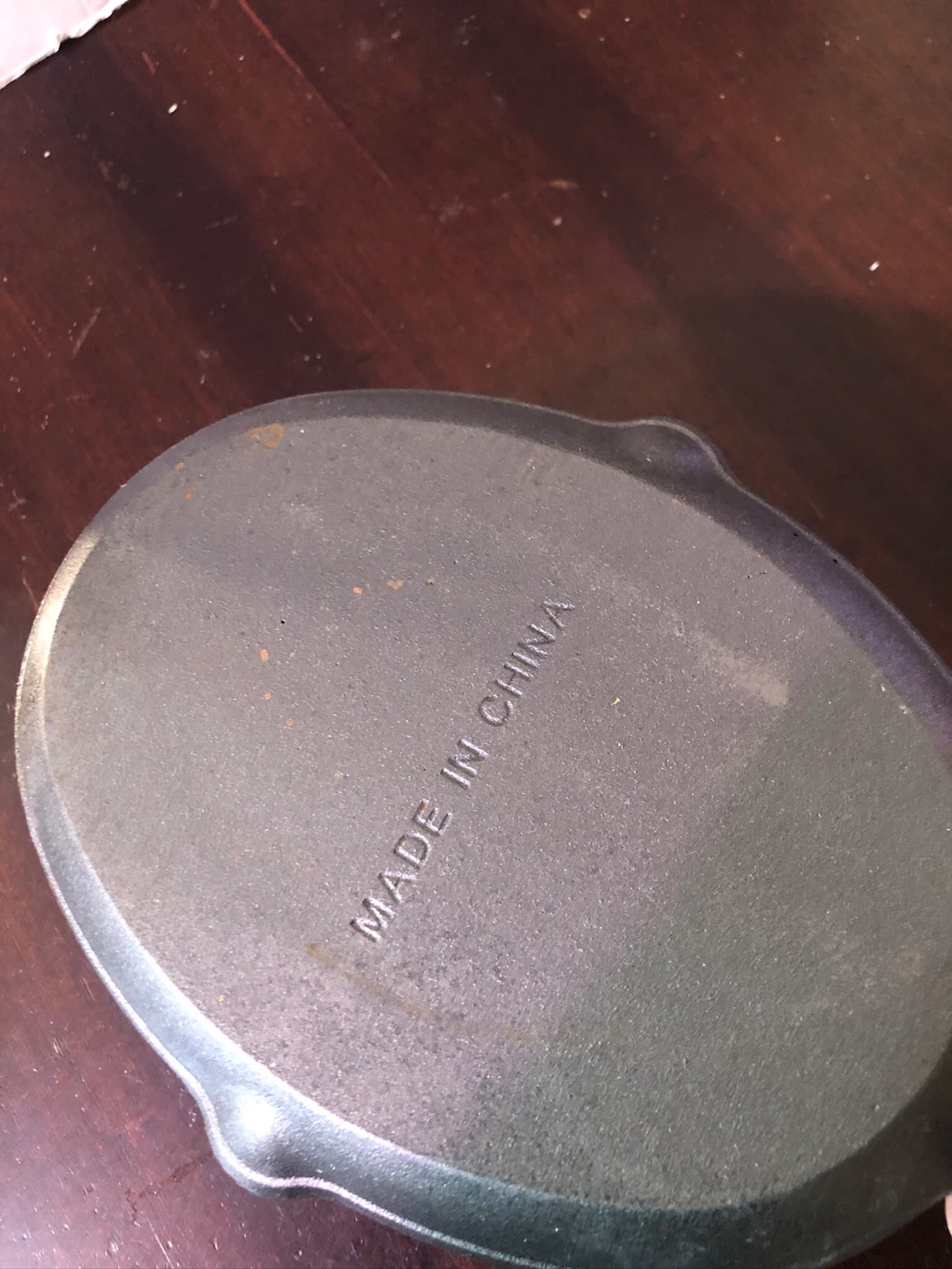 Cast Iron Griddle with Handle Cloth. Like New. - photo 4