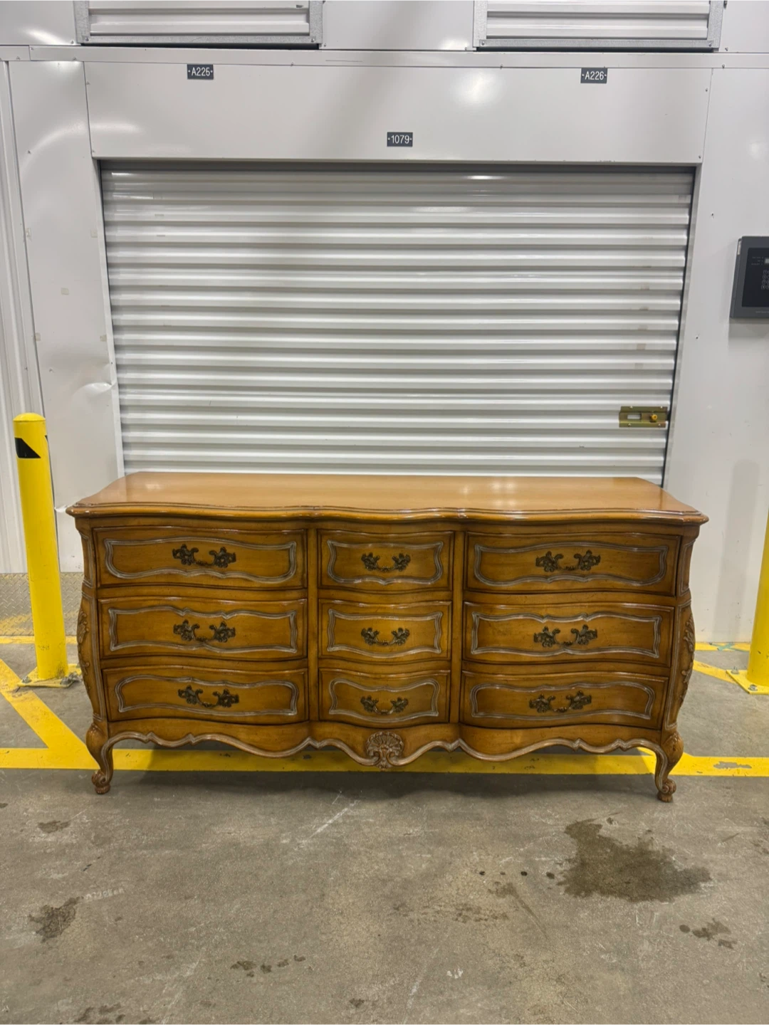Free delivery dresser wood