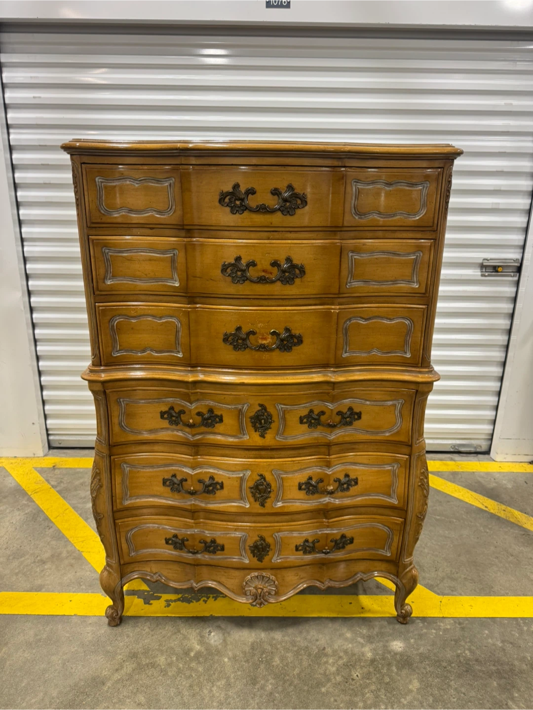 Free delivery vintage dresser