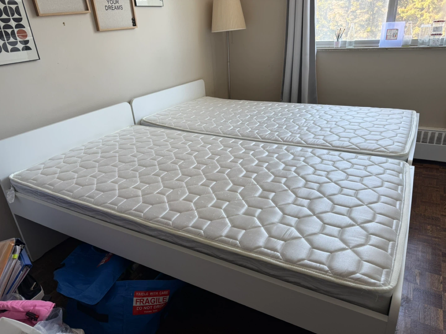 Twin size bed - photo 5