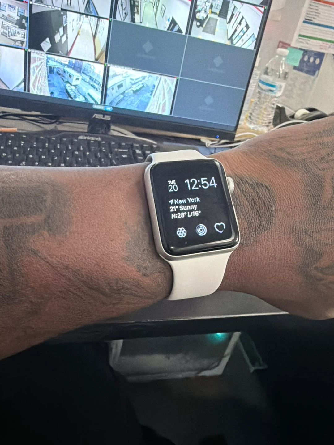 Apple Watch Series 3 - photo 2