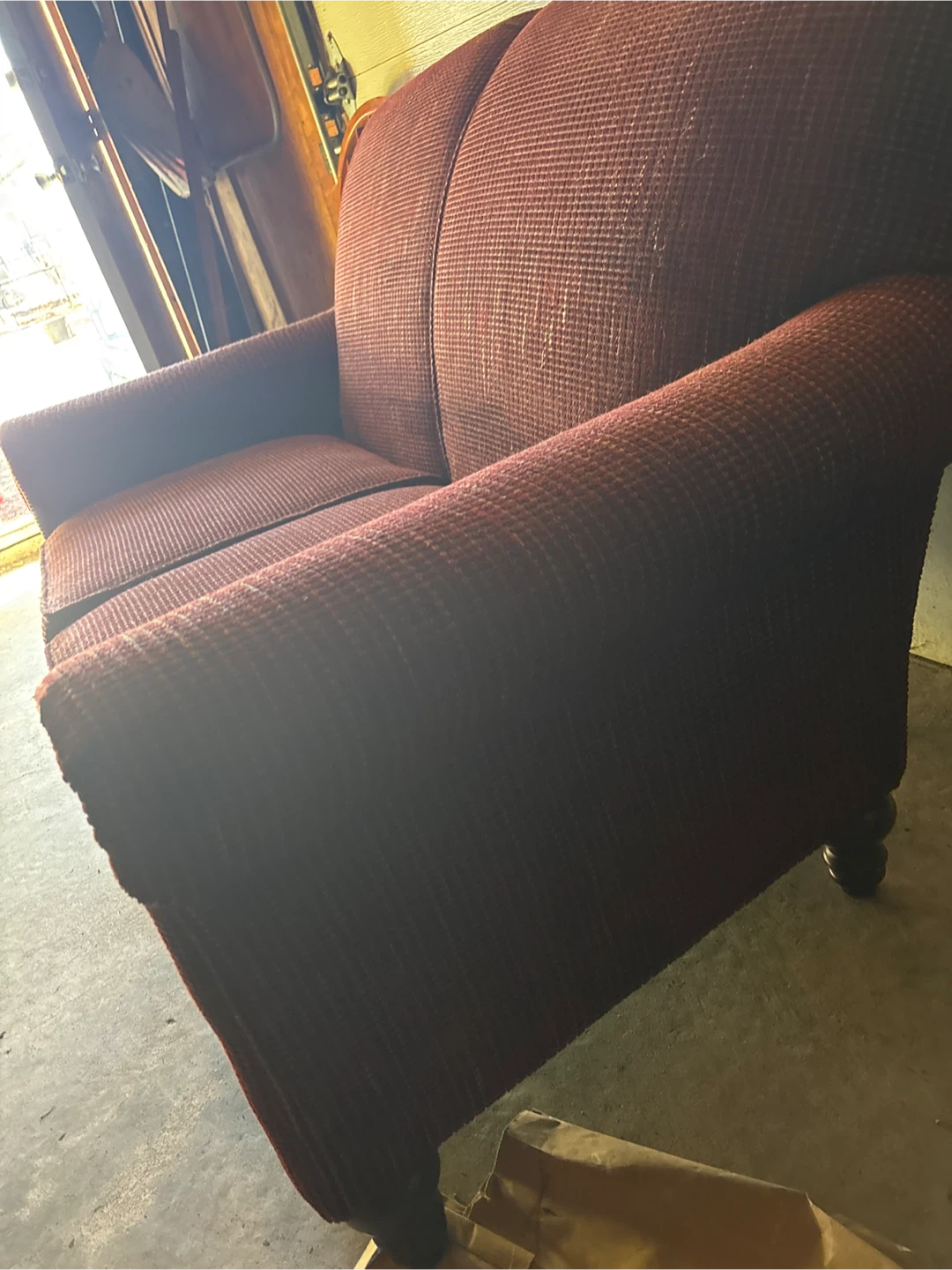 2 matching vintage  loveseats very comfortable - photo 3