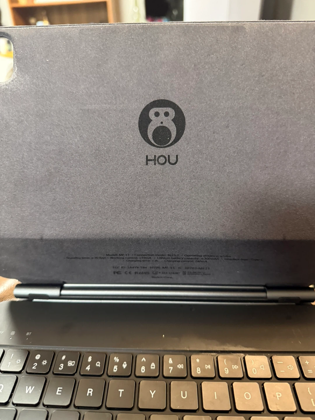 HOU Keyboard Case with Trackpad for iPad Pro 11-inch - photo 2