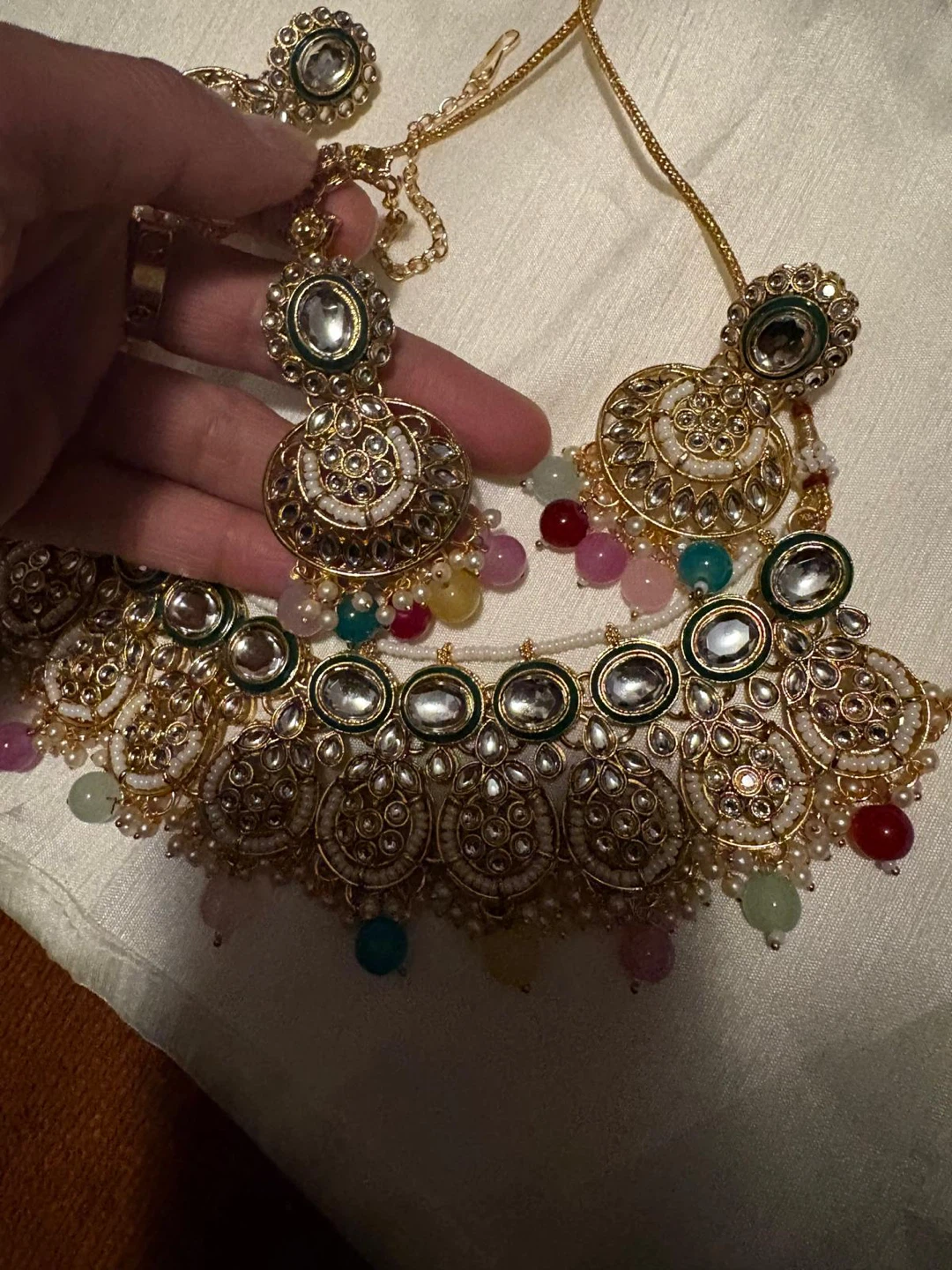 Gold Toned Necklace and Earring Set with Multi-coloured Beads - photo 3