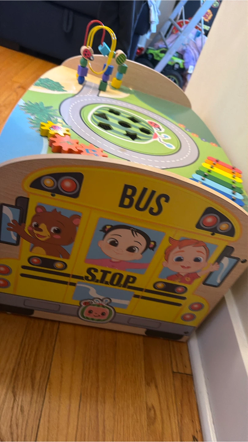 CoComelon Activity Table - photo 3