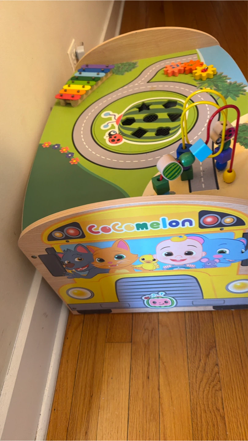 CoComelon Activity Table - photo 2