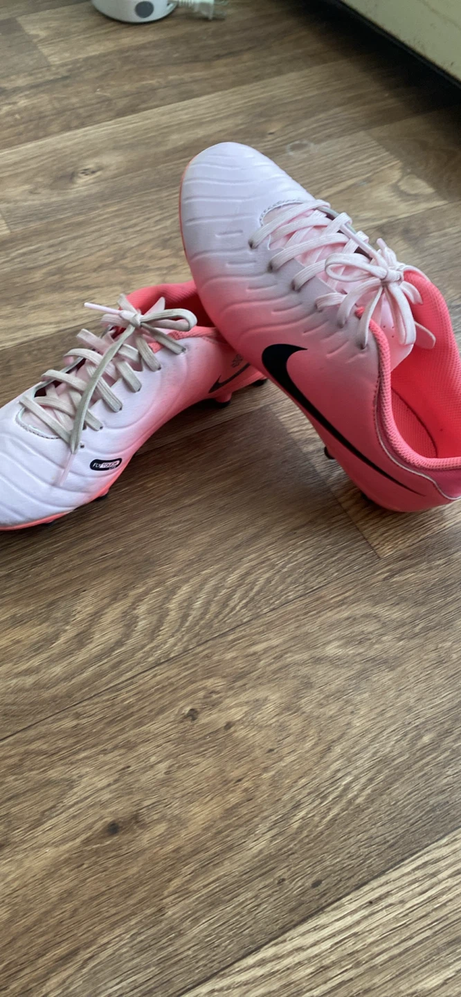 Nike Kids Soccer Cleats Pink White - photo 2