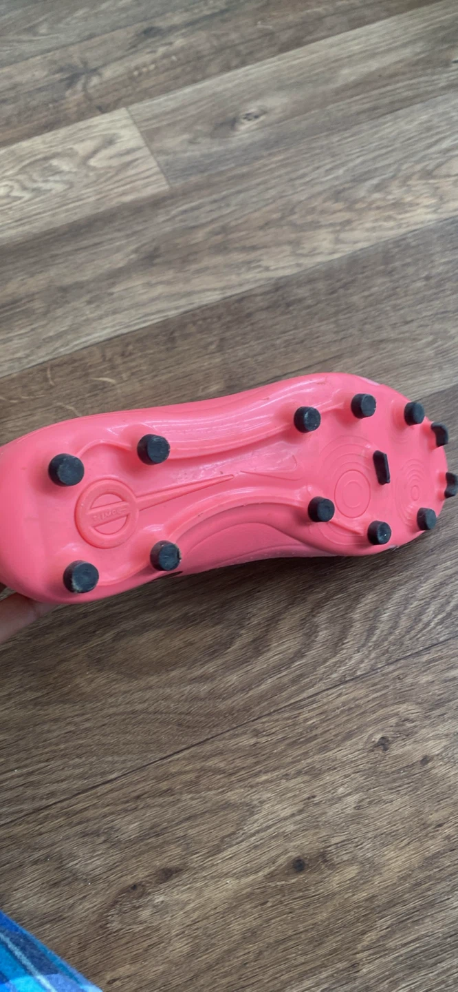 Nike Kids Soccer Cleats Pink White - photo 3