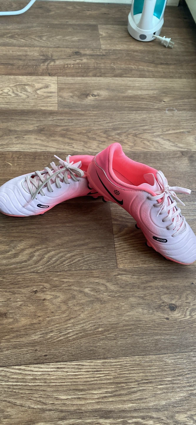 Nike Kids Soccer Cleats Pink White