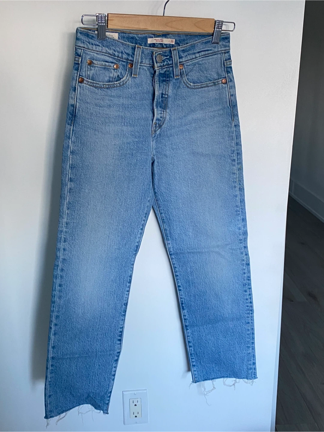 Levi's Wedgie Straight Jeans Size 25 - photo 2