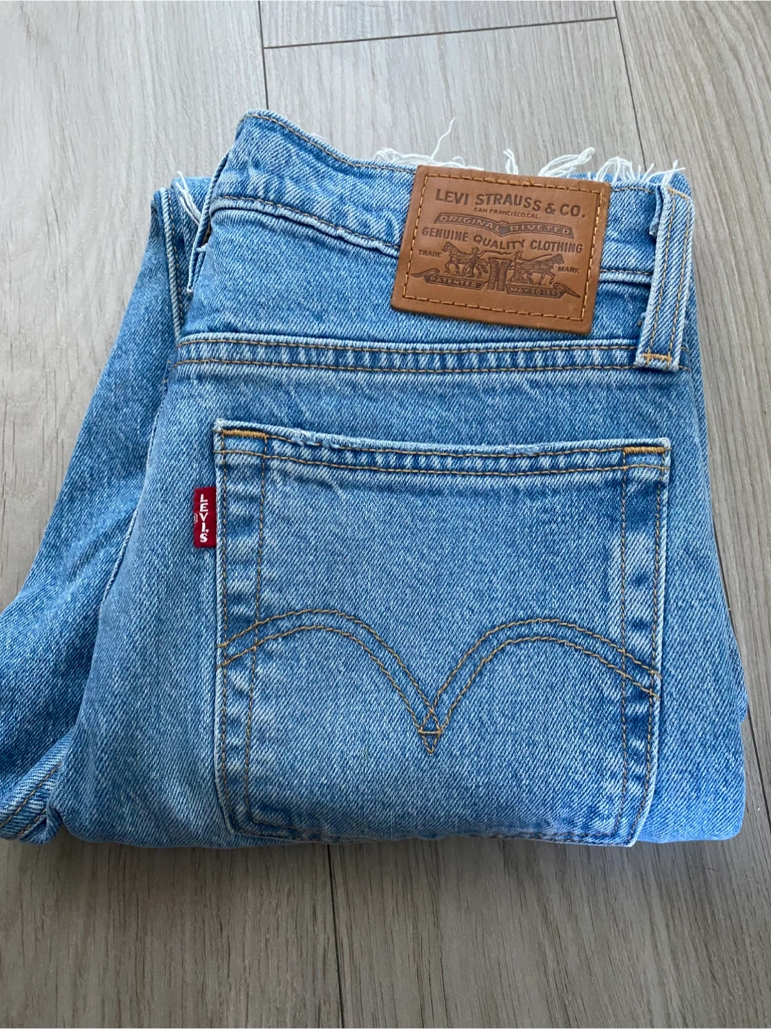 Levi's Wedgie Straight Jeans Size 25