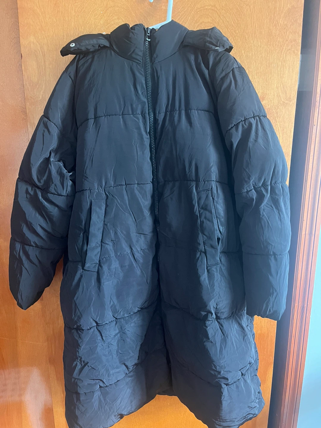Divided by H&M Black Puffer Coat XL 🧡