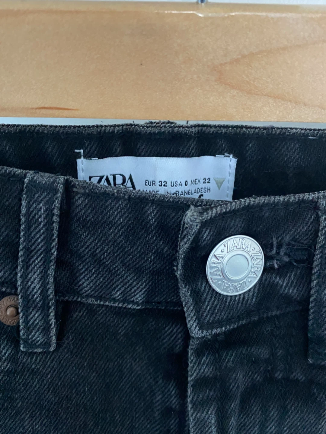 Zara Black Denim Shorts - photo 2