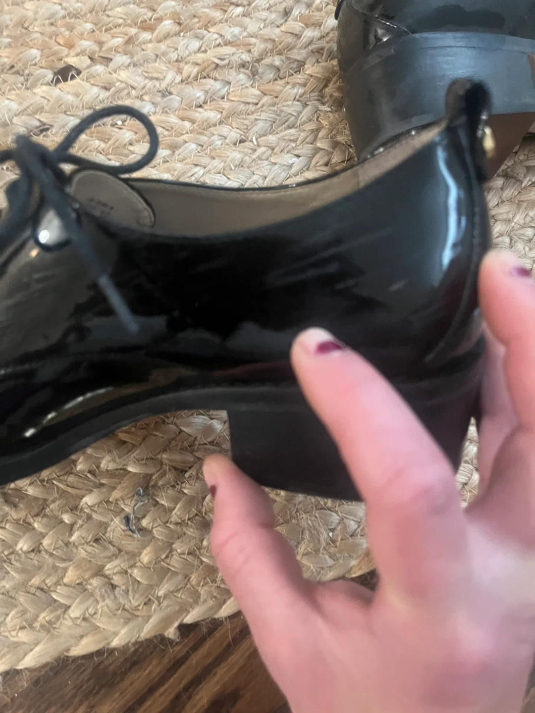 Louise et Cie Black Patent Leather Oxford size 10 Shoes - photo 4