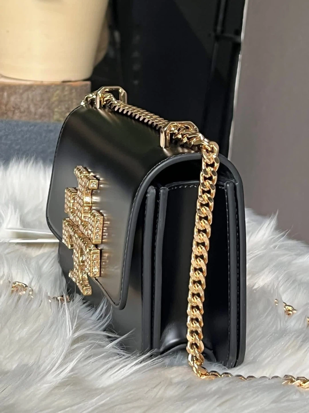 FOR SALE ✨ Tory Burch Eleanor Pave Spazzolato Small - photo 3