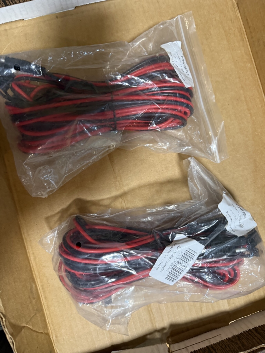 2x Automobile Connector Cables 🧡