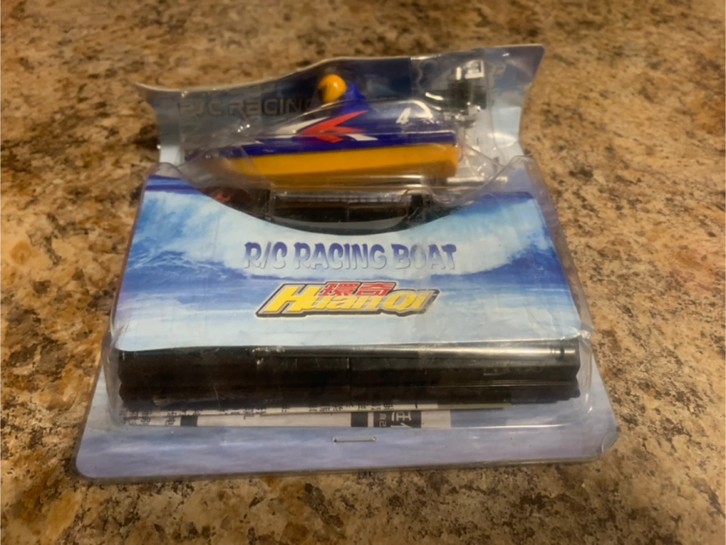 $10 RC Racing Boat Toy - photo 2