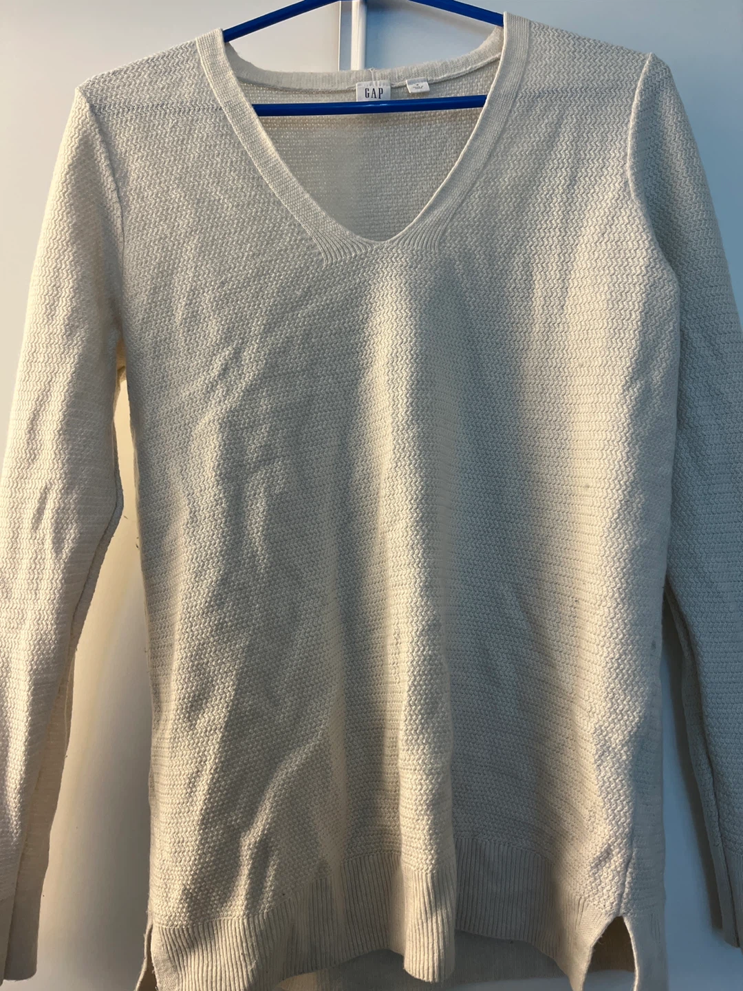GAP Women's V-Neck Sweater