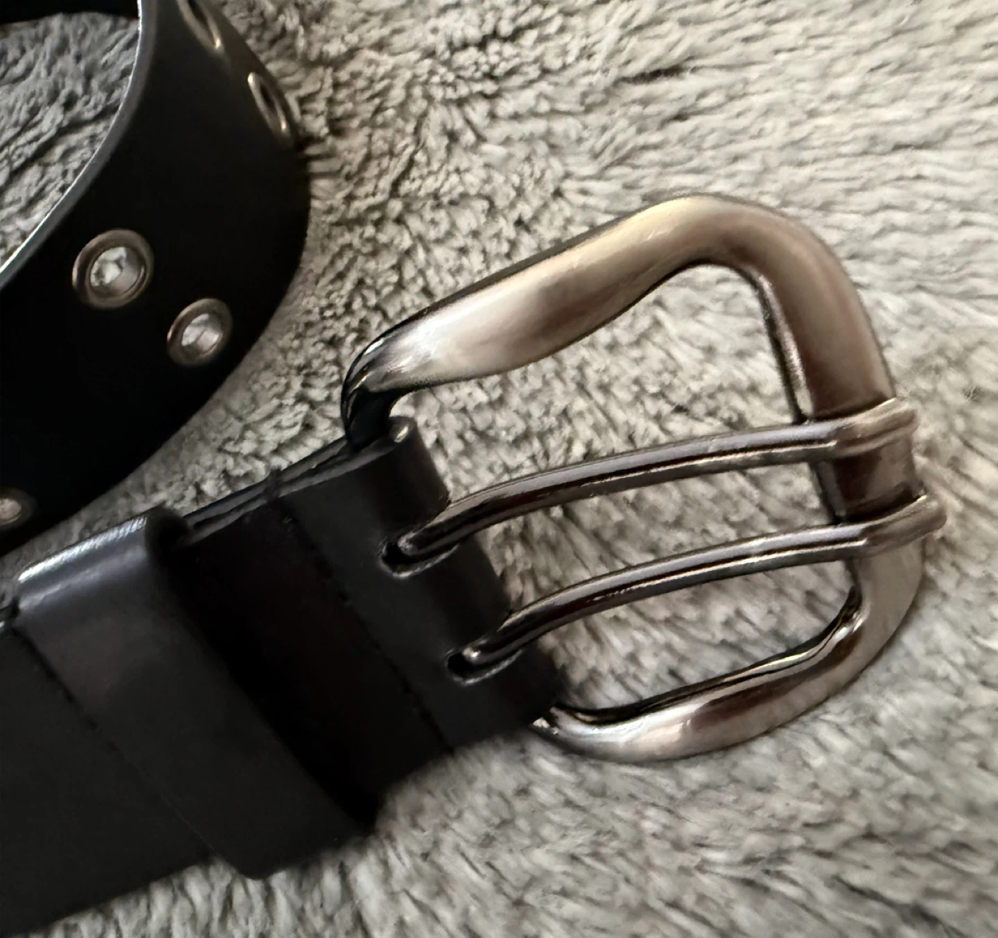Black Belt with Eyelets and Silver Buckle - ML/MG - photo 2
