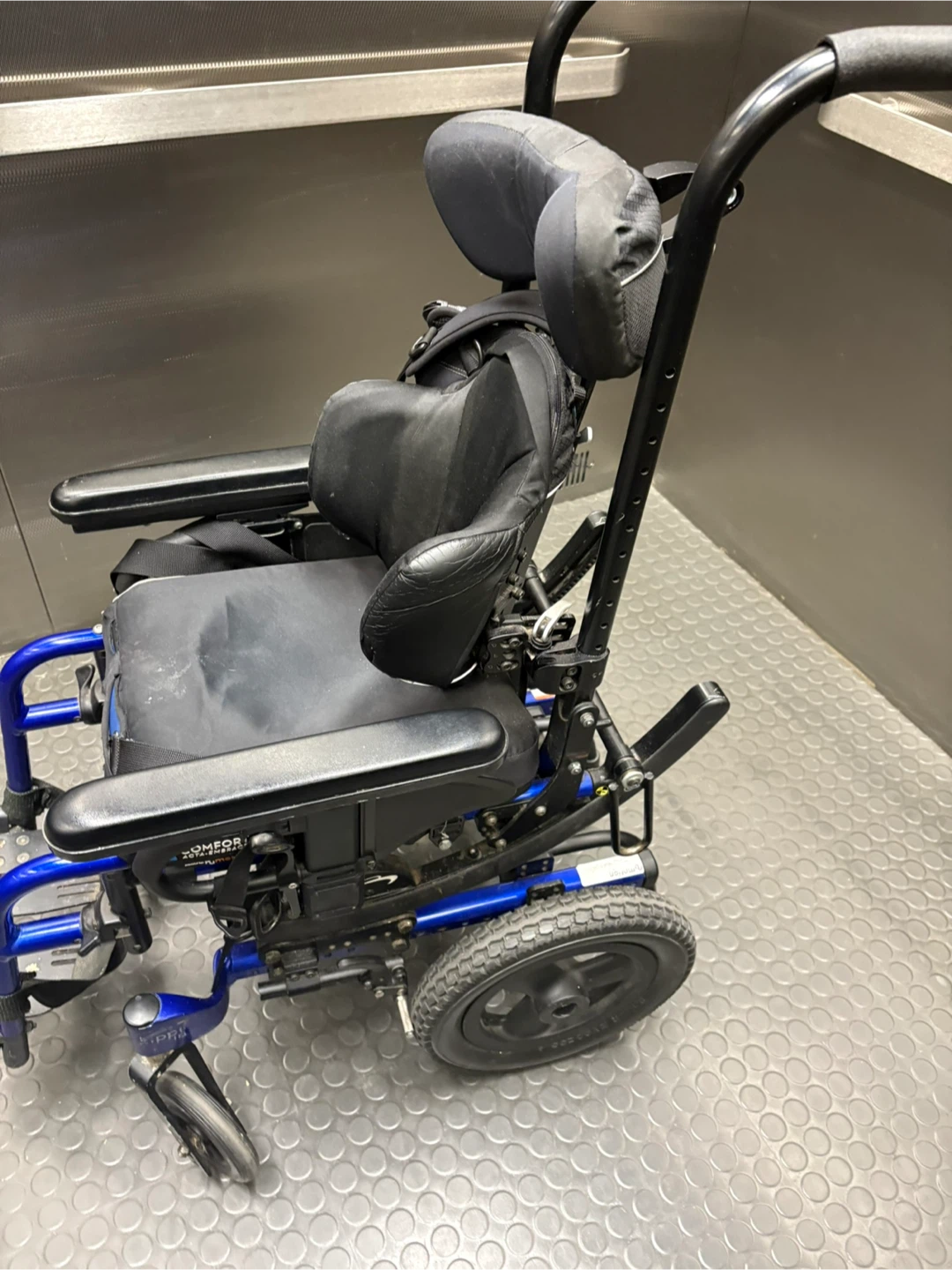 Kids Wheelchair with Headrest