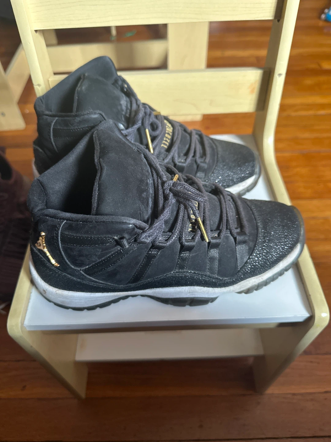Air Jordan 11 Retro Black Gold Mens Shoes - photo 4