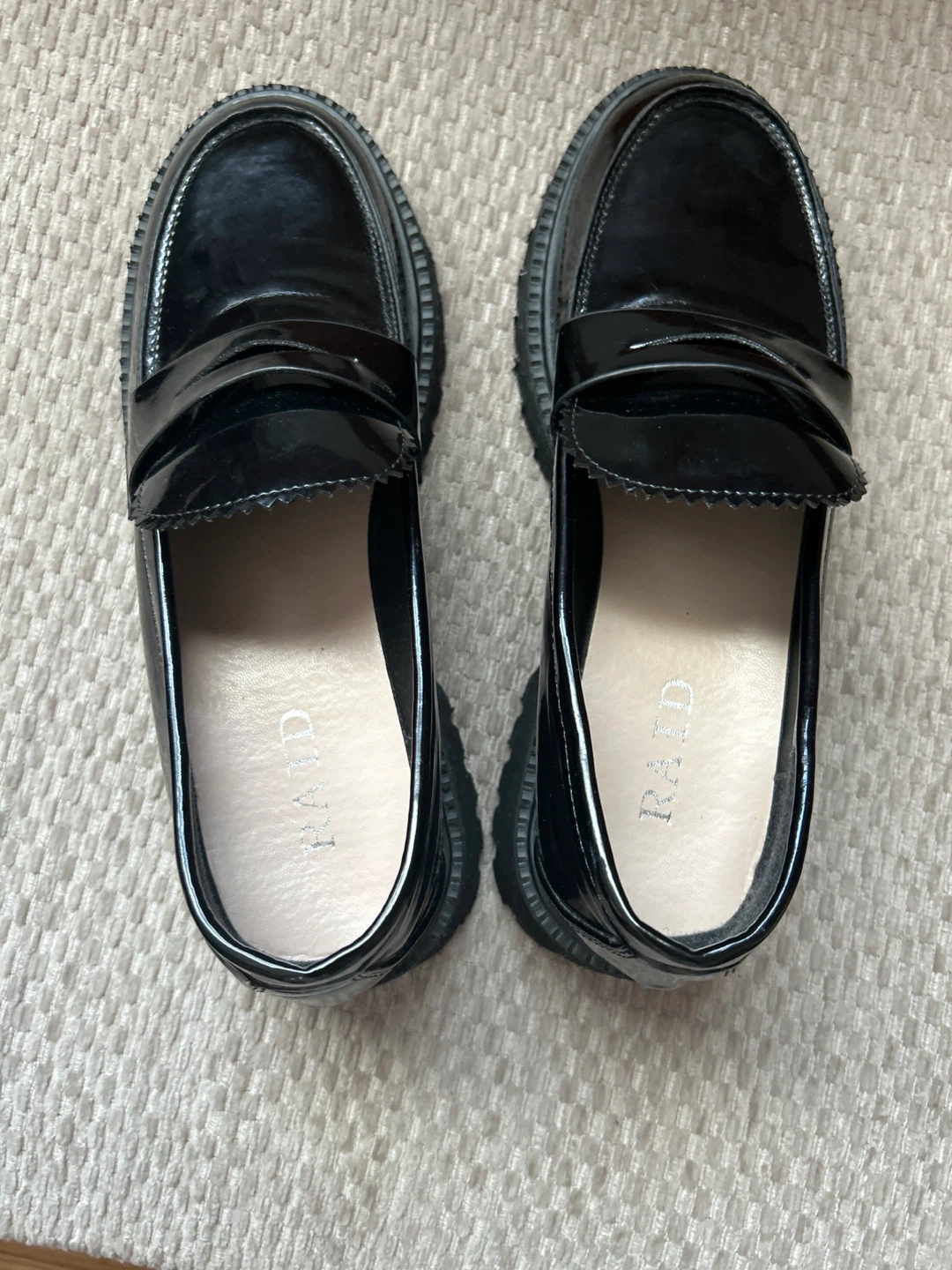Size 39 Black Patent Platform Loafers Raid Astra 40 - photo 5