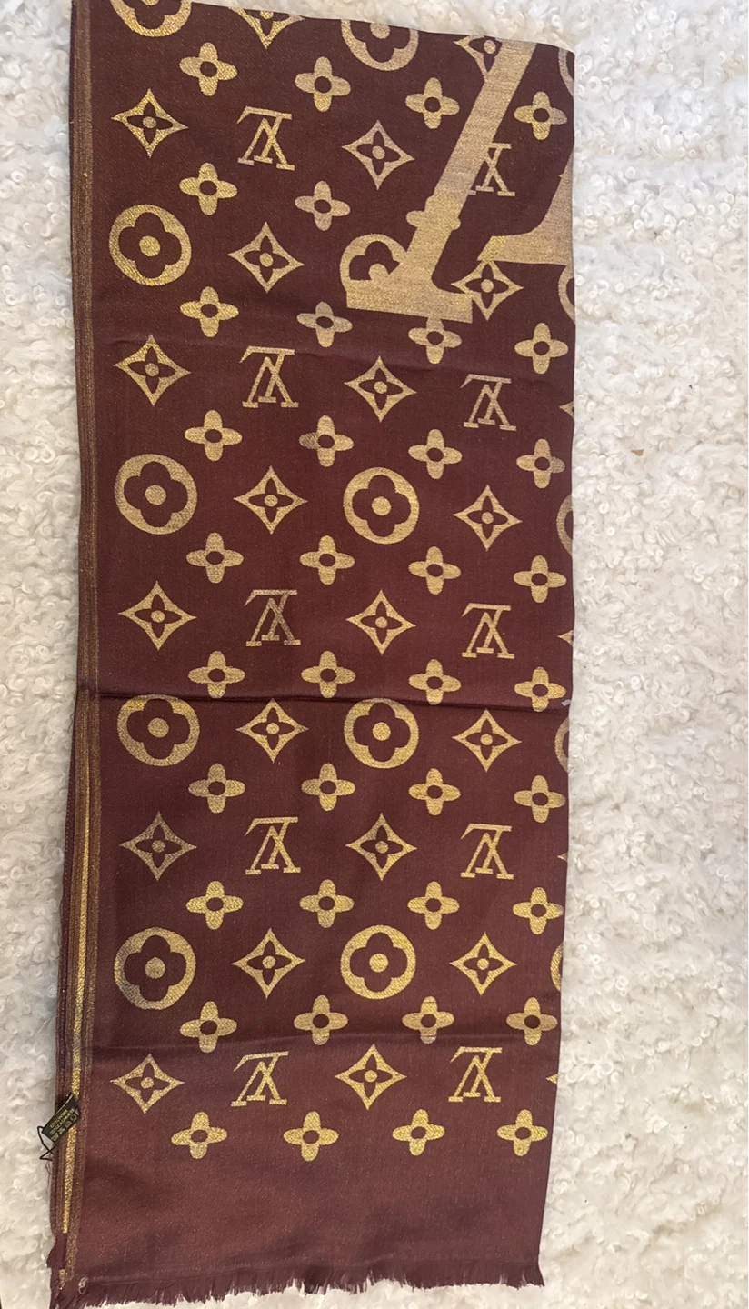 Louis Vuitton Monogram Scarf - photo 2