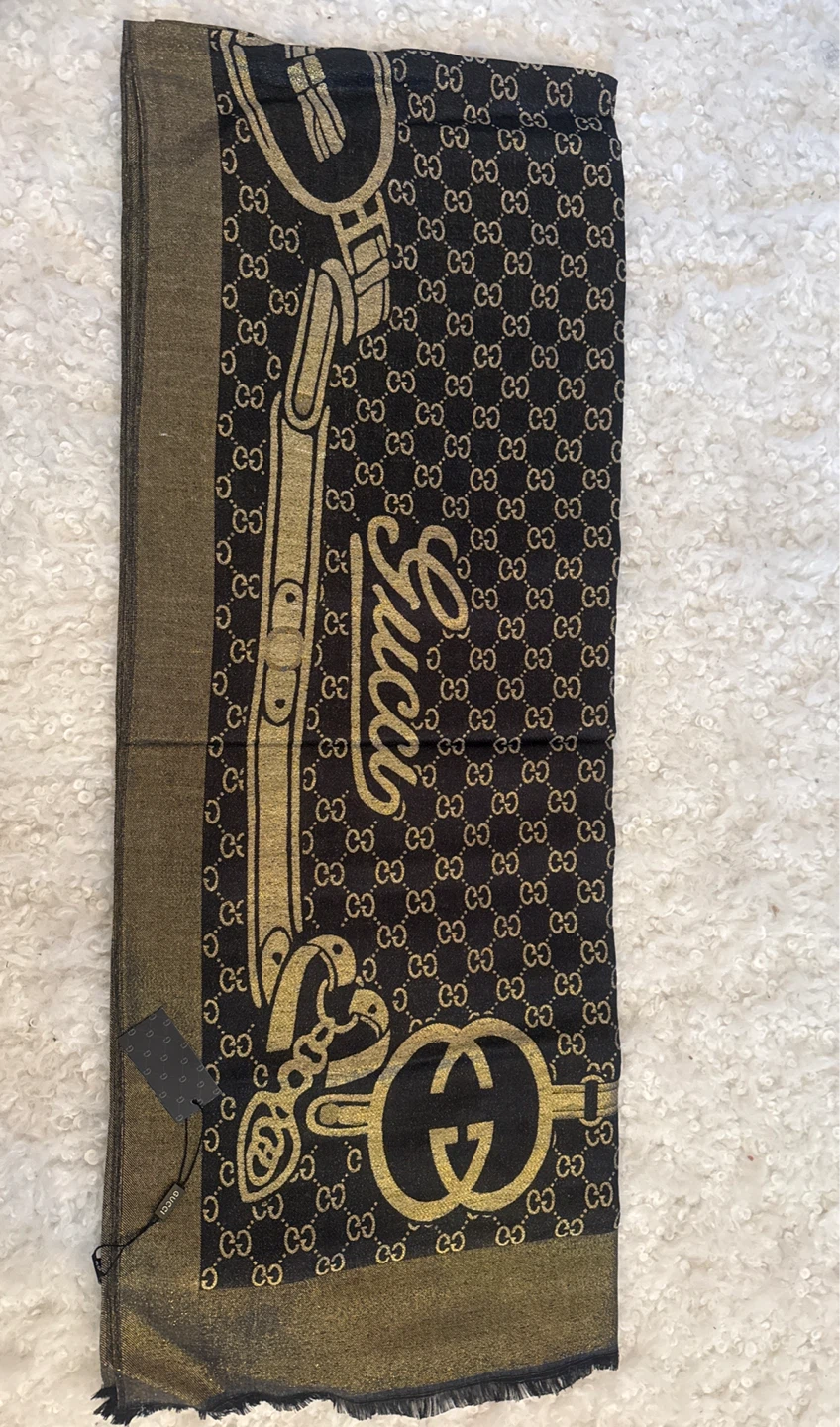 Gucci Scarf Black Gold Monogram - photo 2