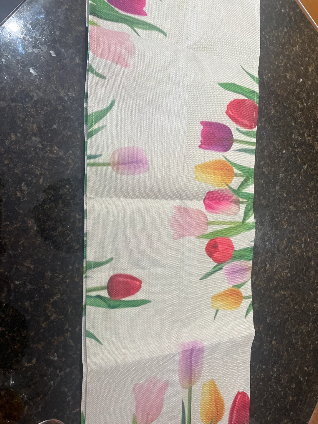Tulip Print Table Runner 🧡
