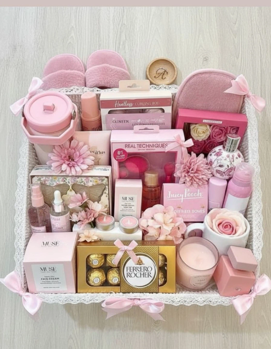 WHØSZ STÜDIO Pink Luxury Gift Boxes – Limited Drop - photo 3
