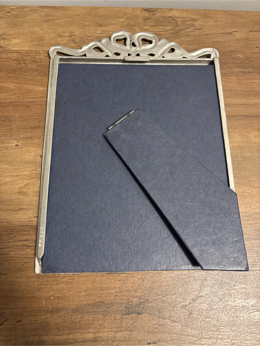 Vintage Metal Photo Frame 7x9 inches - photo 5
