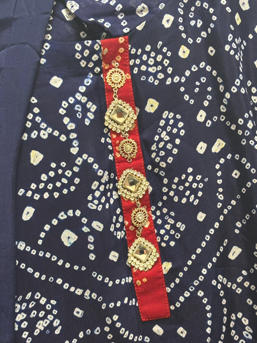 Blue and Red Bandhani Print Tunic with Embellished Neckline - photo 3