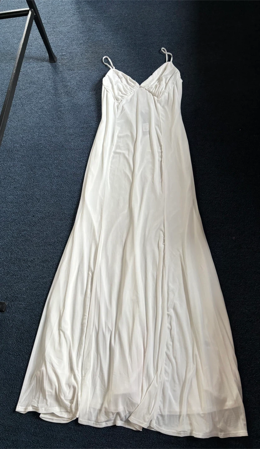 Fashion Nova White Maxi Dress - photo 2