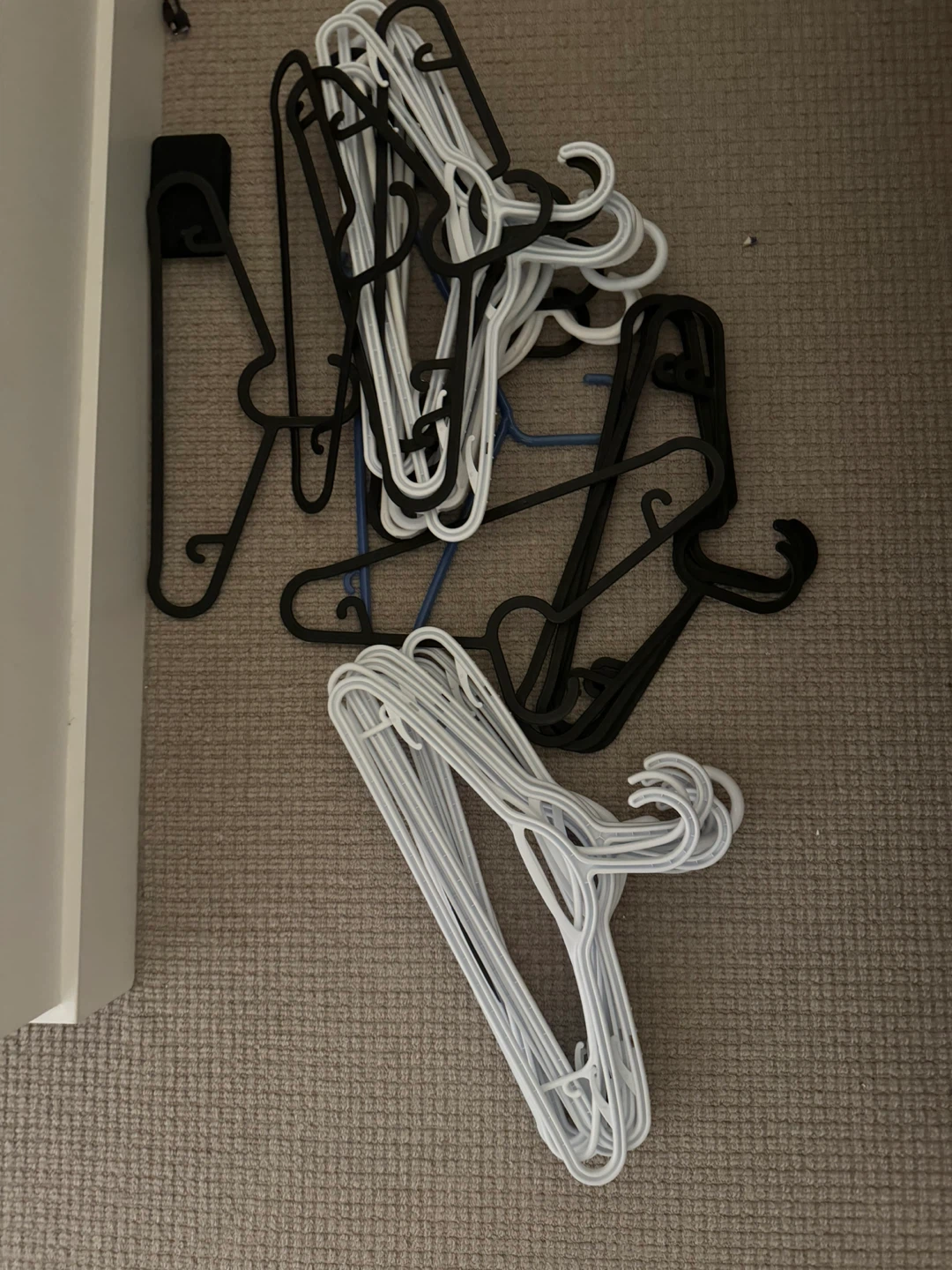 closet organizer and bundles of hanger (30+) - photo 3