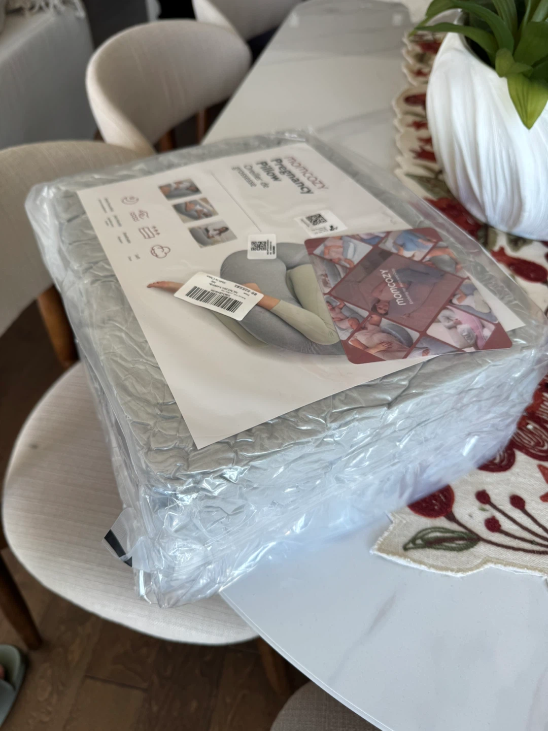 Brand new Momcozy Pregnancy Pillow - photo 4