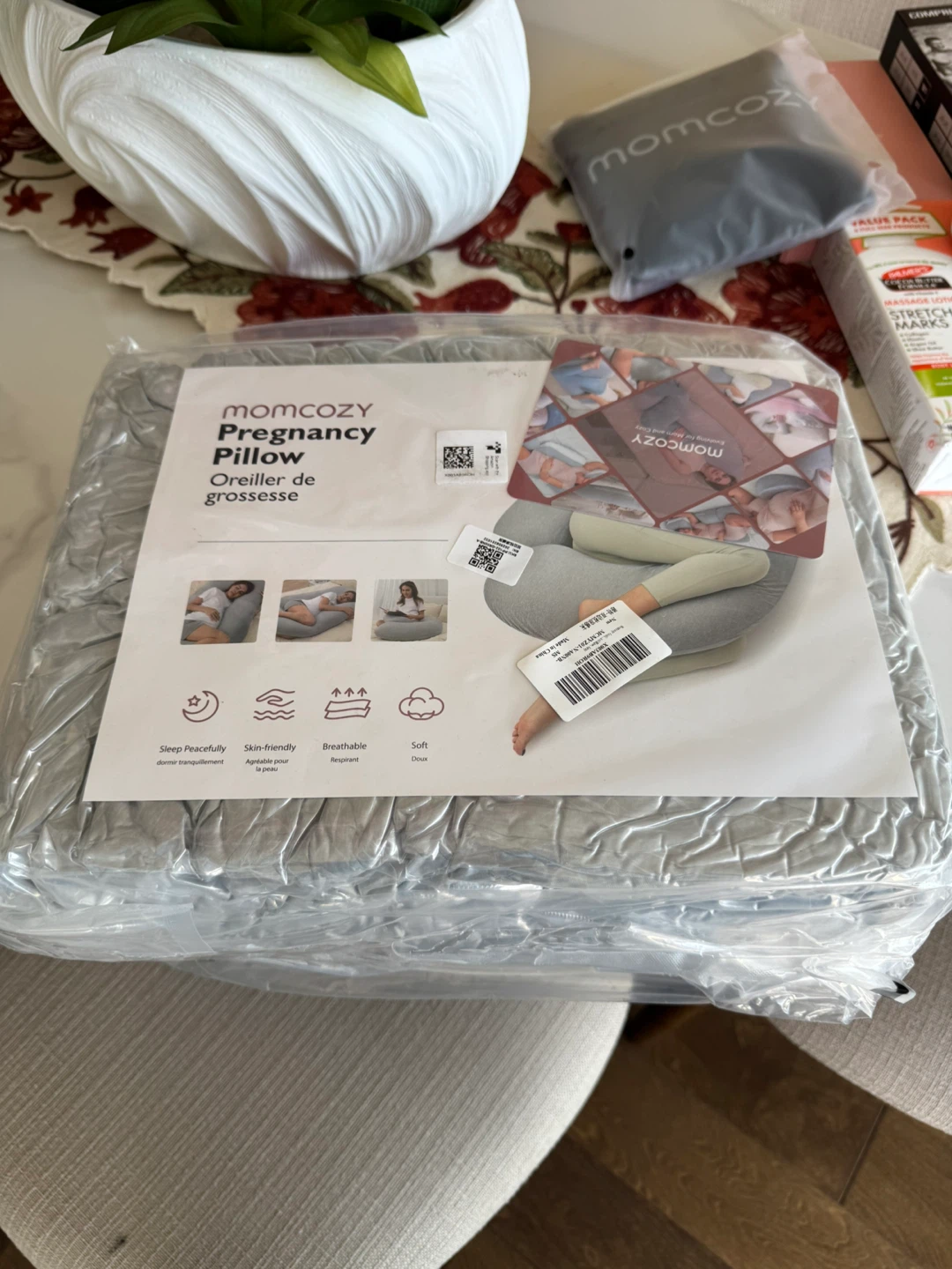 Brand new Momcozy Pregnancy Pillow - photo 2