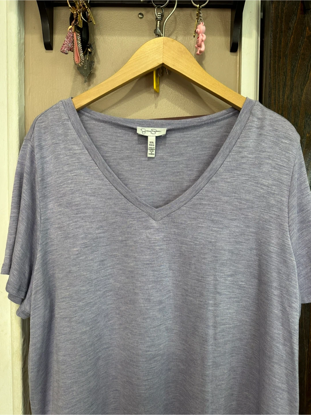 Jessica Simpson V-Neck T-Shirt - Lavender - XXL - photo 2