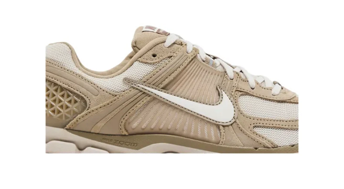 Nike Air Zoom Vomero 5 - Khaki Sesame - kids - size 4 - photo 2