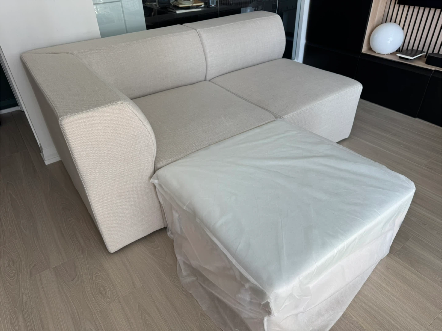 Cozey Atmosphere corner set (with brand new replacement seat)