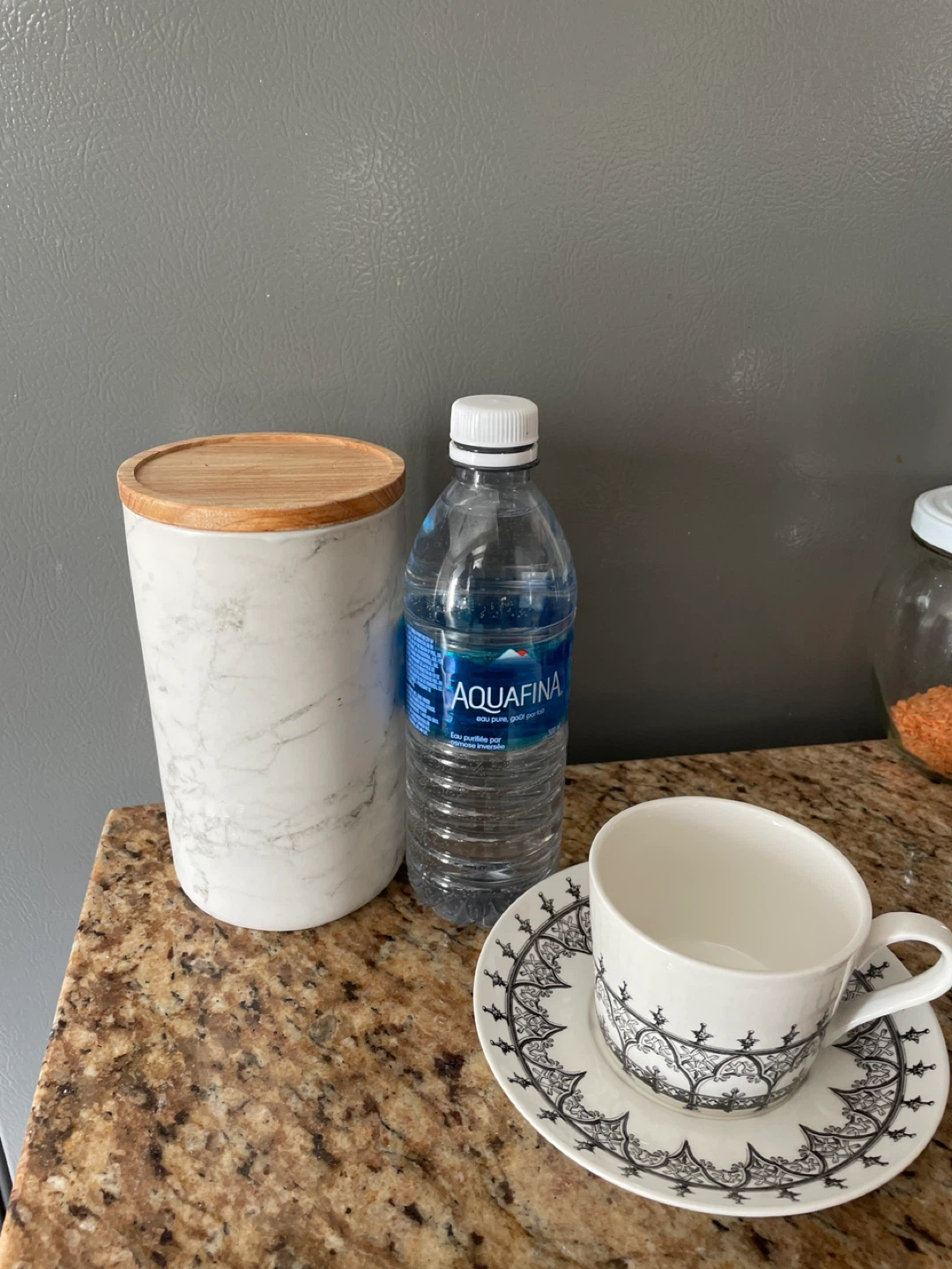 Marble Canister with Wood Lid and cup brand new - photo 2