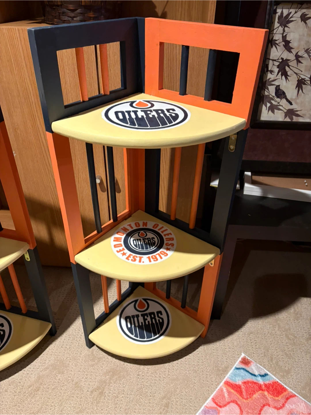 Edmonton Oilers Corner Shelf Unit - photo 2