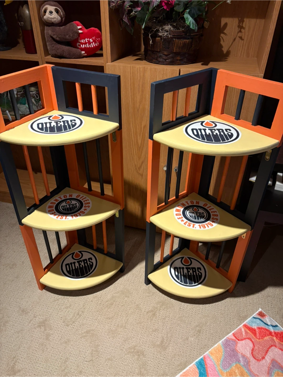 Edmonton Oilers Corner Shelf Unit - photo 3